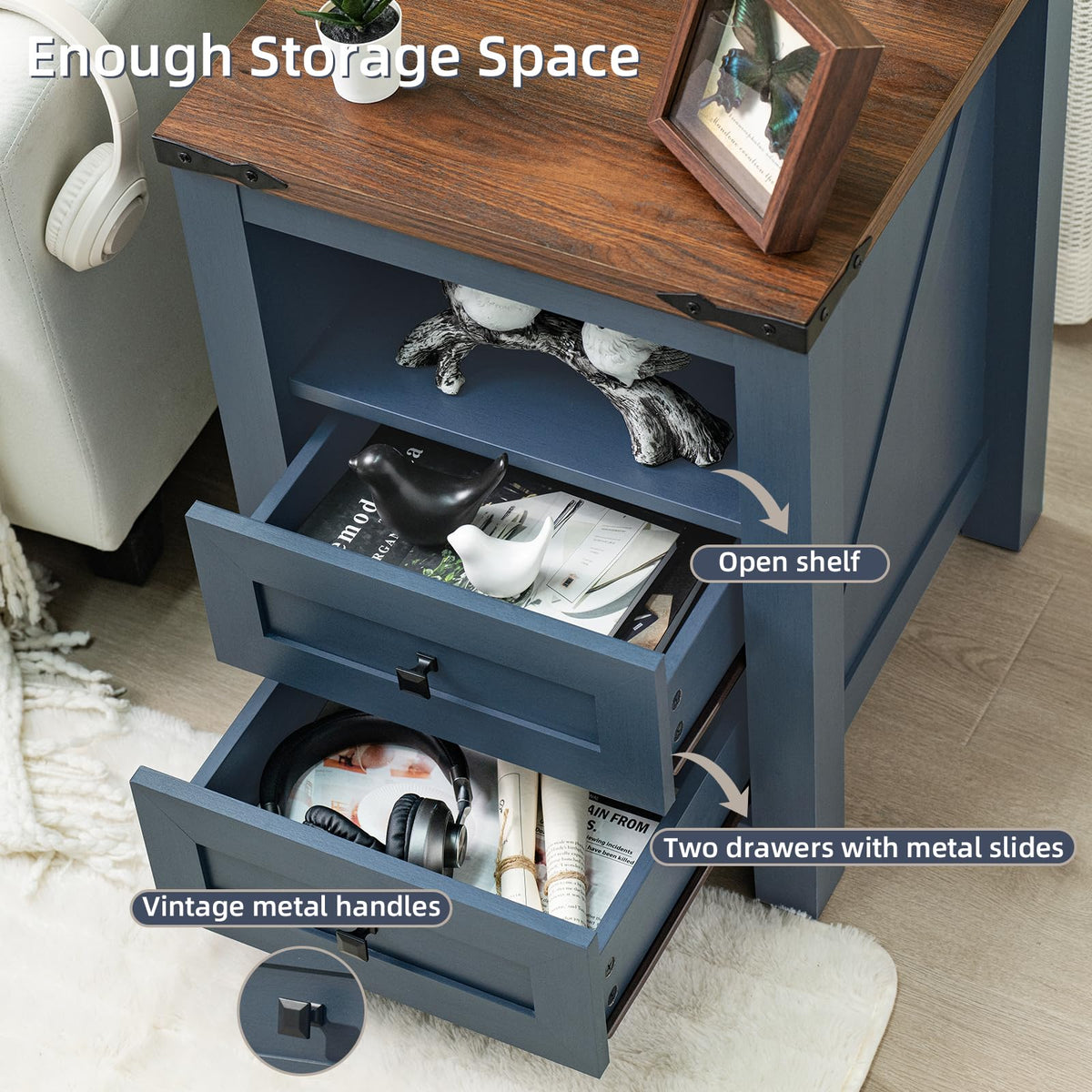Set of 2 Nightstands with Charging Station and 2 Drawers Q86651