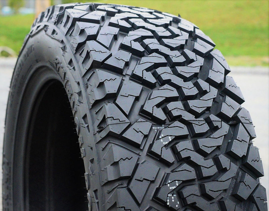 4 x LT275/60R20 Tires K206