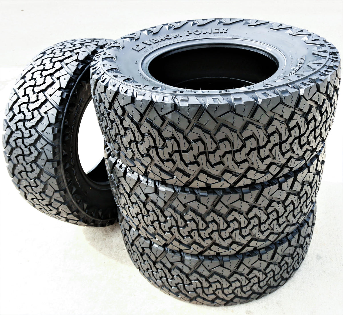 4 x LT275/60R20 Tires K206